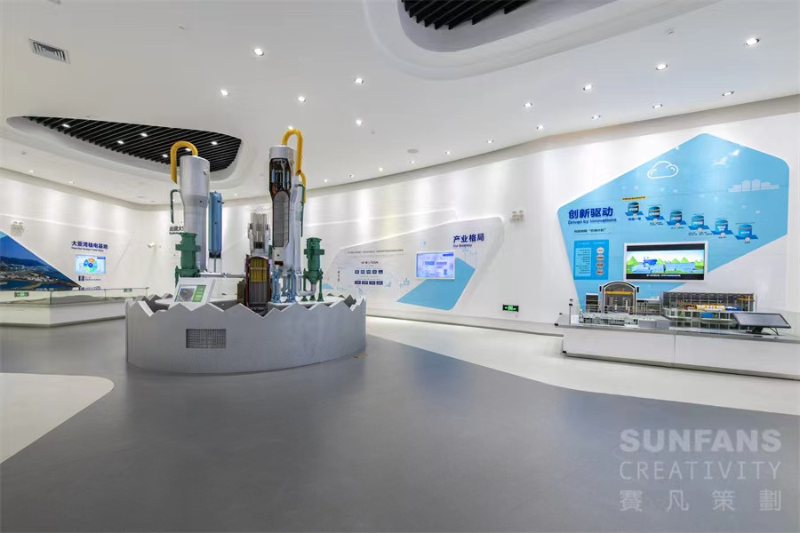 鄧炳強(qiáng)率團(tuán)參觀大亞灣核電基地 賽凡承建相關(guān)展廳 助力核電安全 鄧炳強(qiáng)率團(tuán)參觀大亞灣核電基地 賽凡承建相關(guān)展廳 助力核電安全